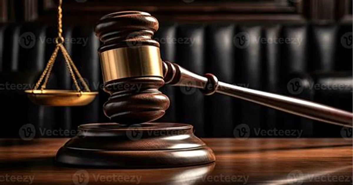 Courthouse and legal documents illustrating the Tylenol lawsuit over acetaminophen and autism